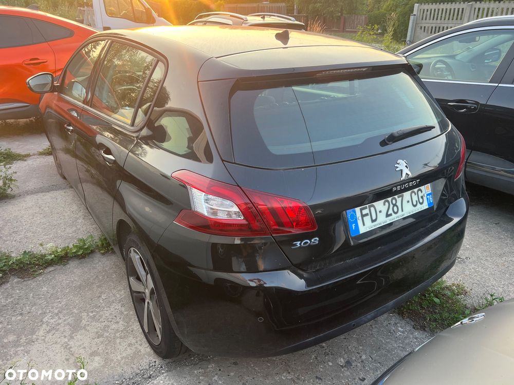 Peugeot 308 - 10