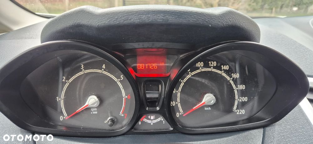 Ford Fiesta 1.25 Champions Edition - 13