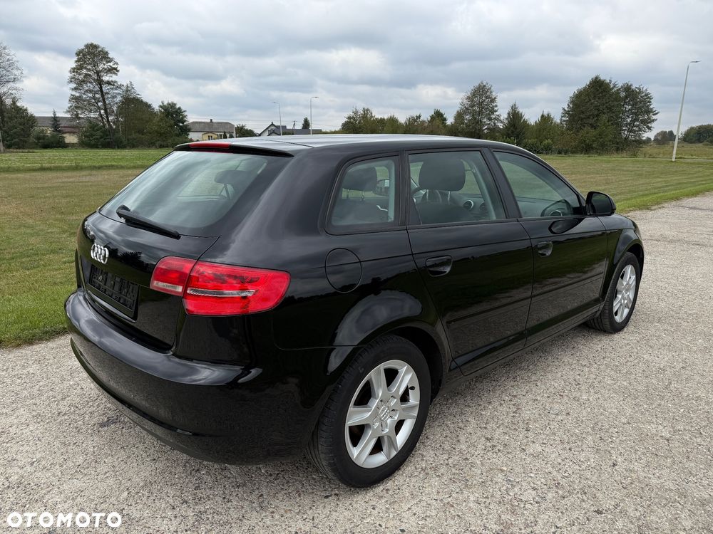 Audi A3 Sportback 1.6 Ambition - 6