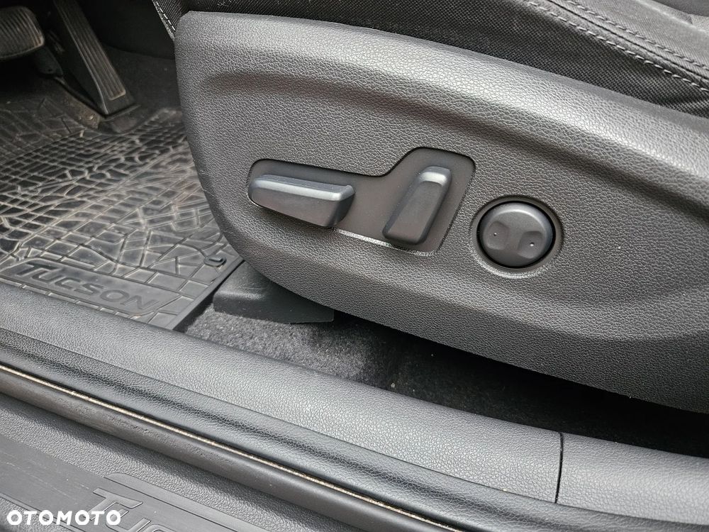 Hyundai Tucson - 38