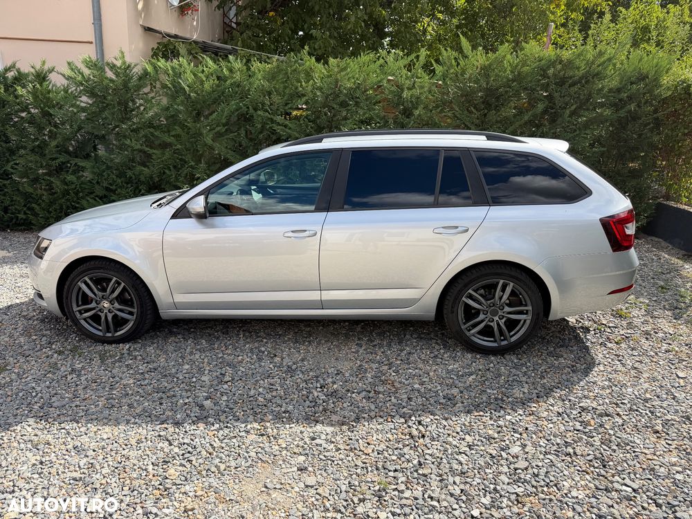 Skoda Octavia 2.0 TDI DSG Ambition - 3