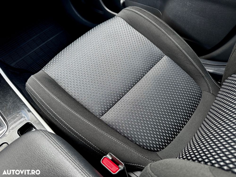 Mitsubishi Outlander 2.2 DI-D 4WD Automatik Edition+ - 35