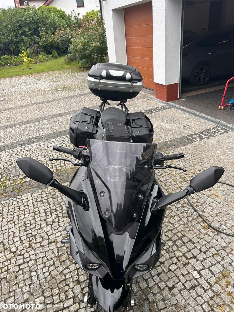Suzuki GSX 1000 - 24