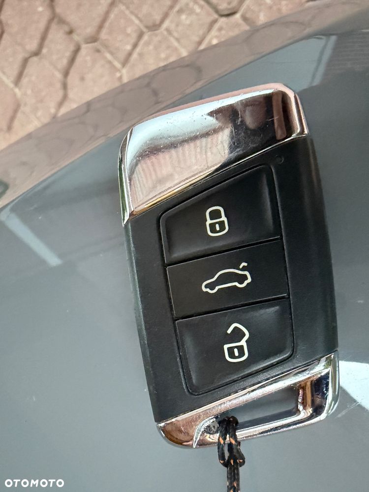 Volkswagen Arteon 2.0 TSI R-Line DSG - 32