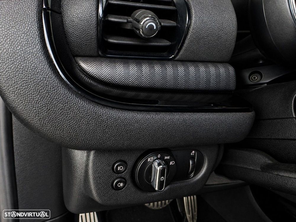 MINI Clubman Cooper SD Auto Desportiva - 14