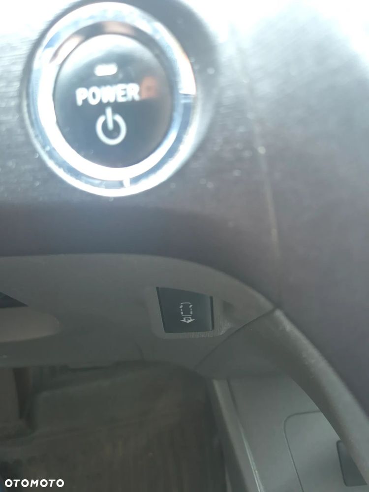 Toyota Prius 1.5 VVT-i Prestige - 23