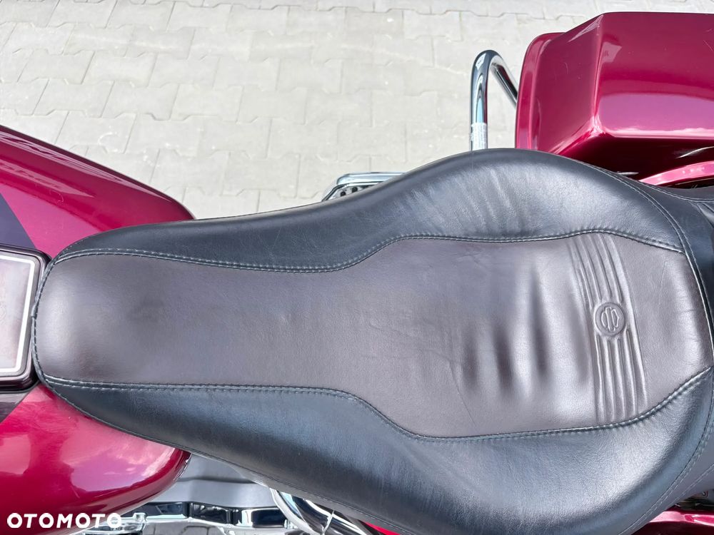Harley-Davidson Touring Road Glide - 9