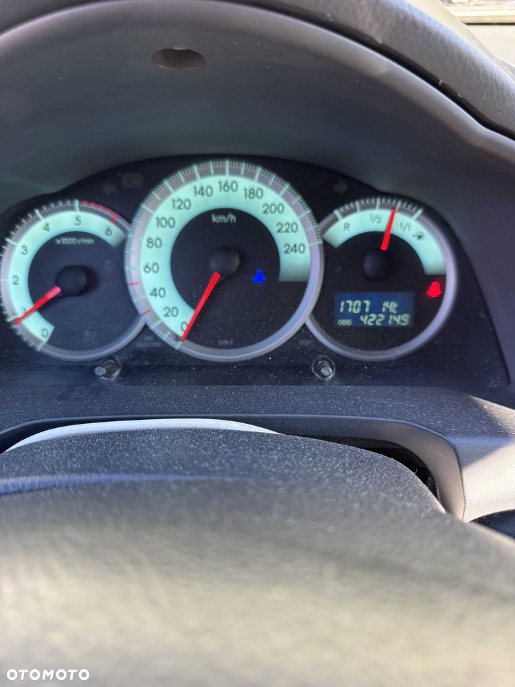 Toyota Corolla Verso - 6