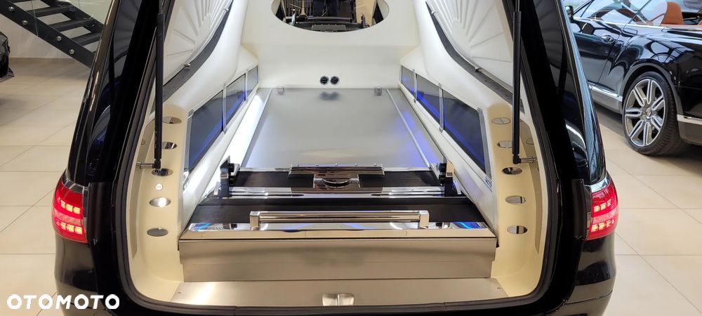 Mercedes-Benz Klasa E 200 Exclusive - 10