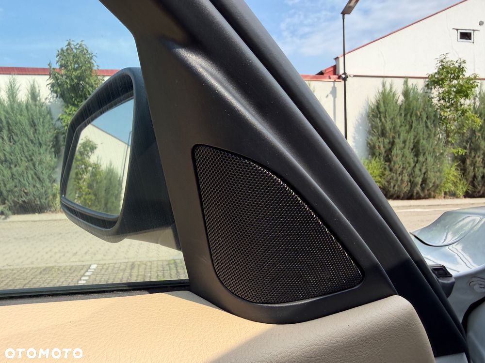 BMW Seria 3 328i Sport-Aut Sport Line - 25