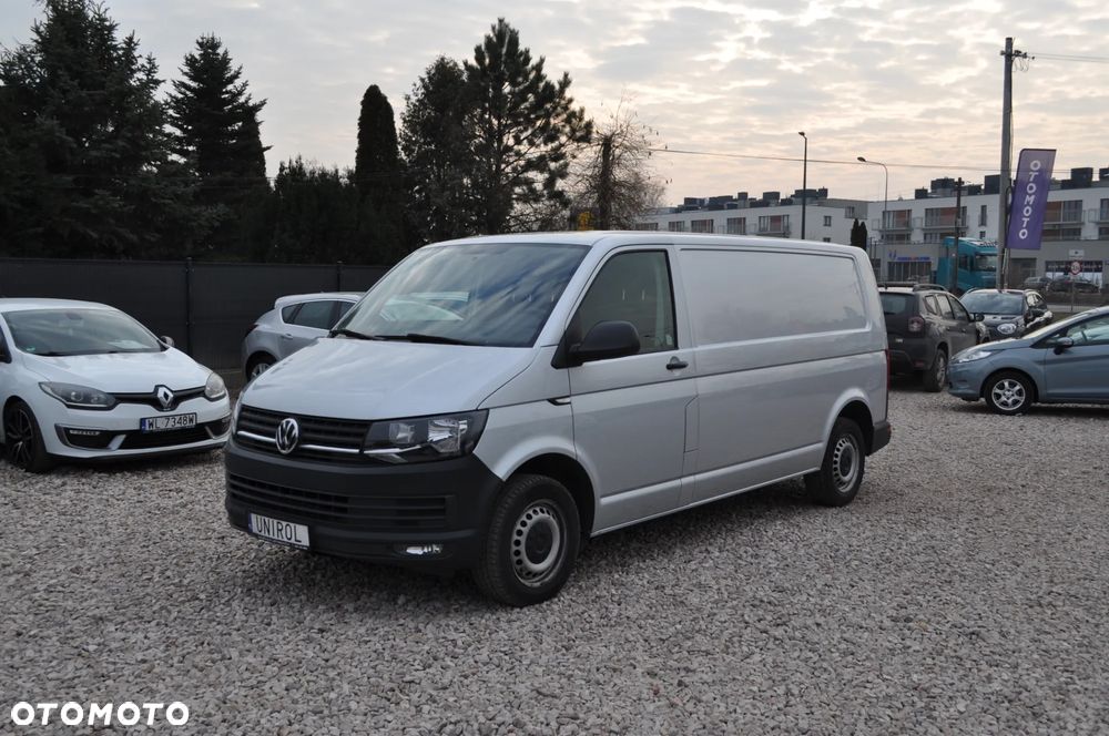 Volkswagen Transporter - 1