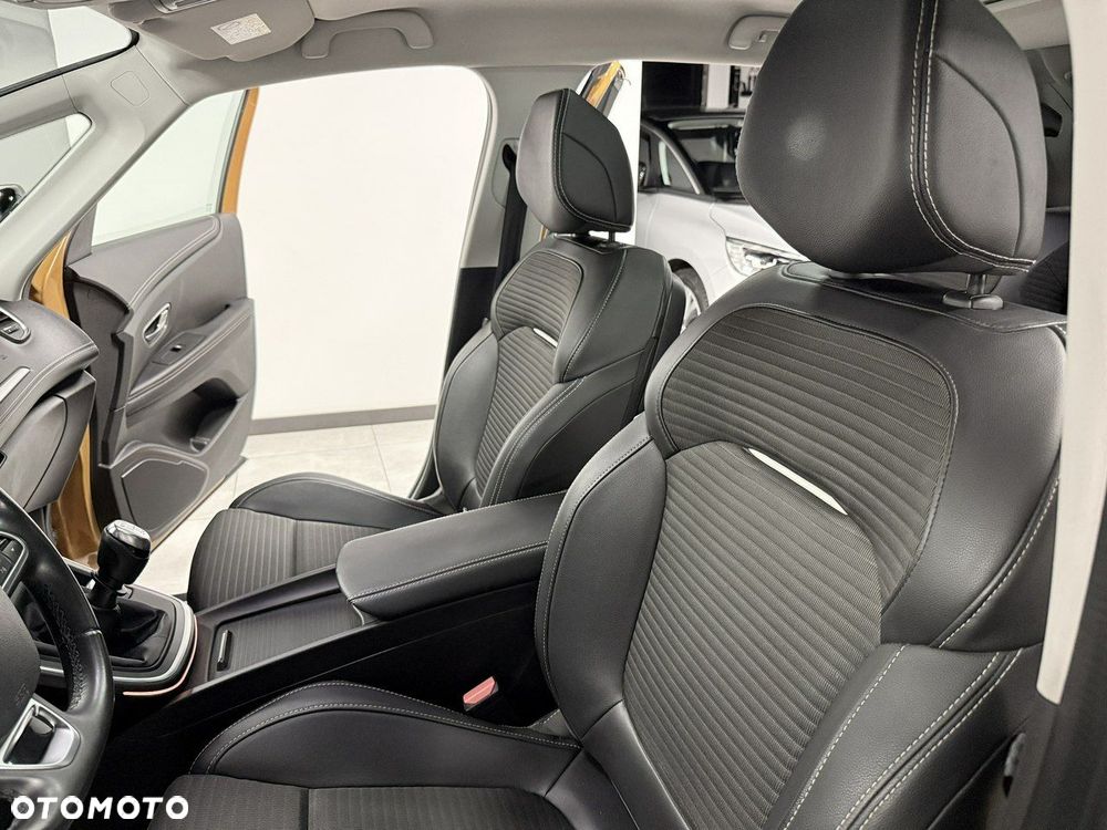 Renault Scenic ENERGY dCi 130 INTENS - 36