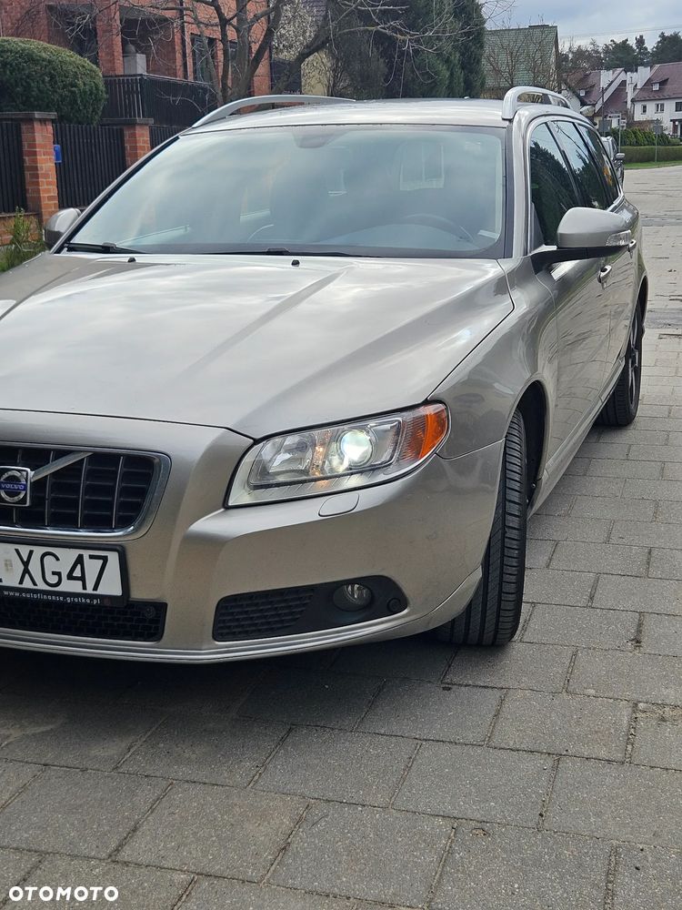 Volvo V70 - 1