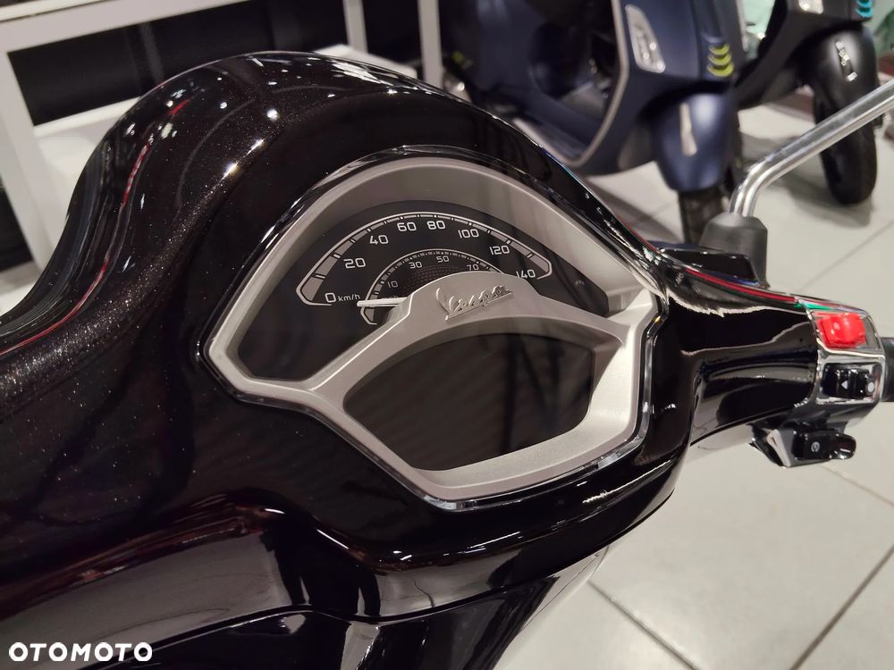 Vespa Primavera - 10