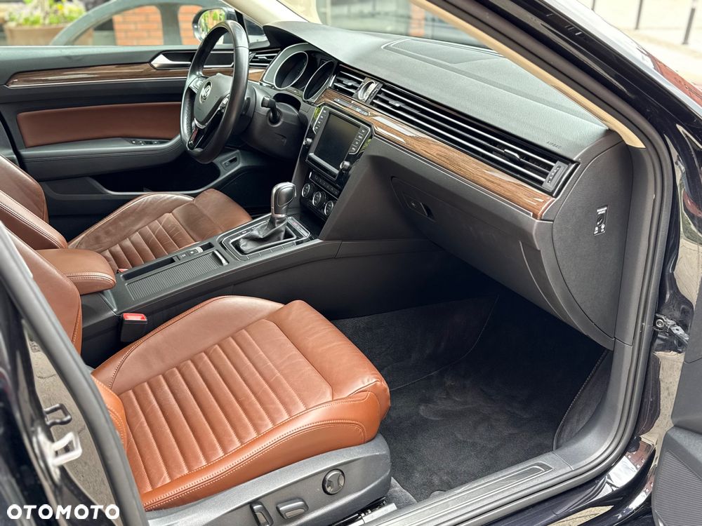 Volkswagen Passat 2.0 TDI BMT SCR 4Mot Highline DSG7 - 13
