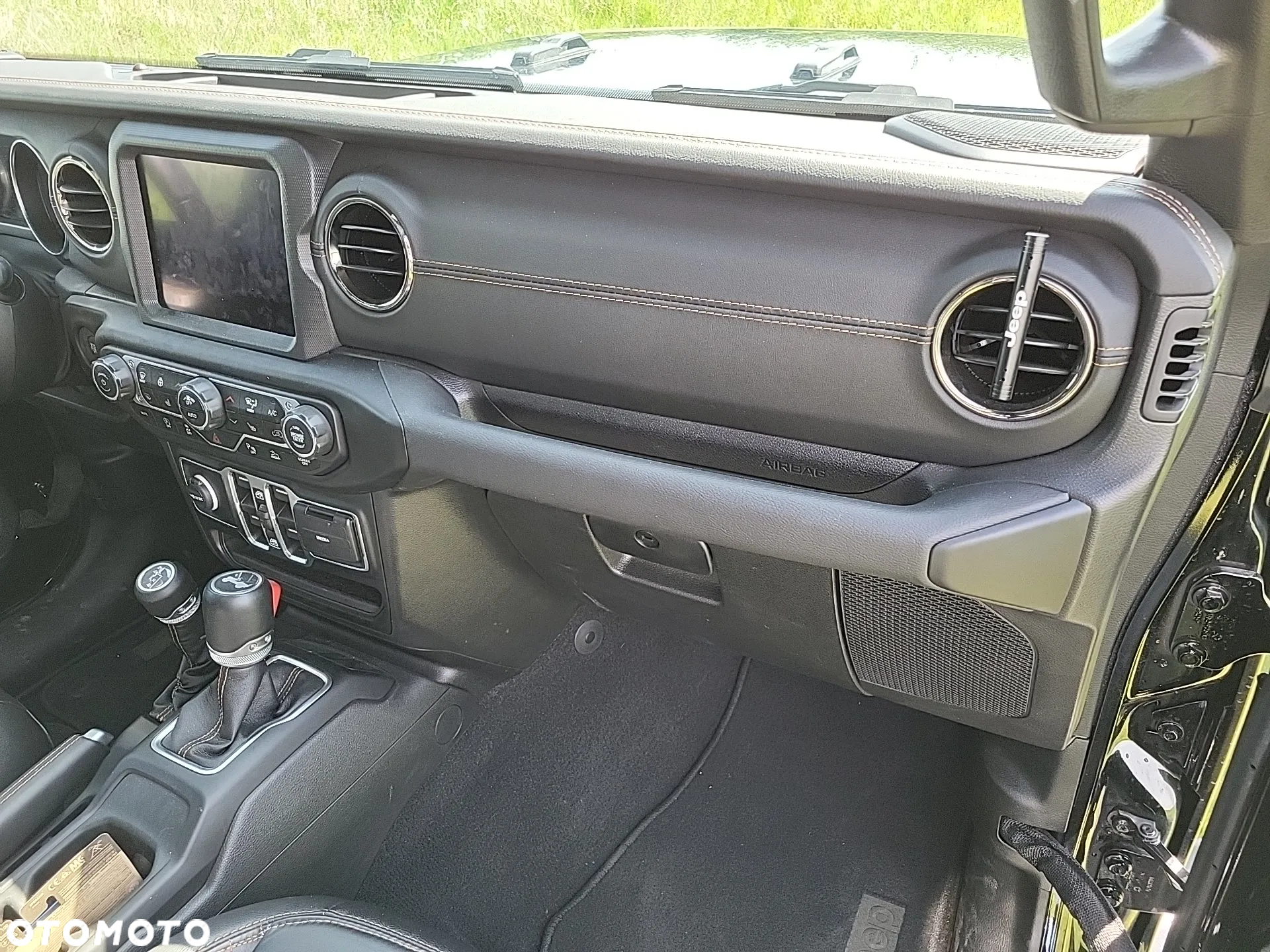 Jeep Wrangler - 14