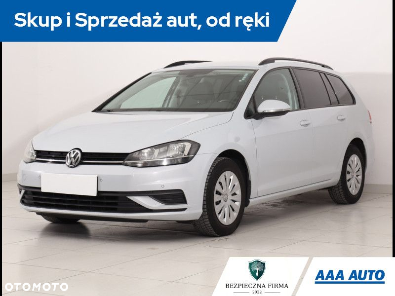 Volkswagen Golf - 2