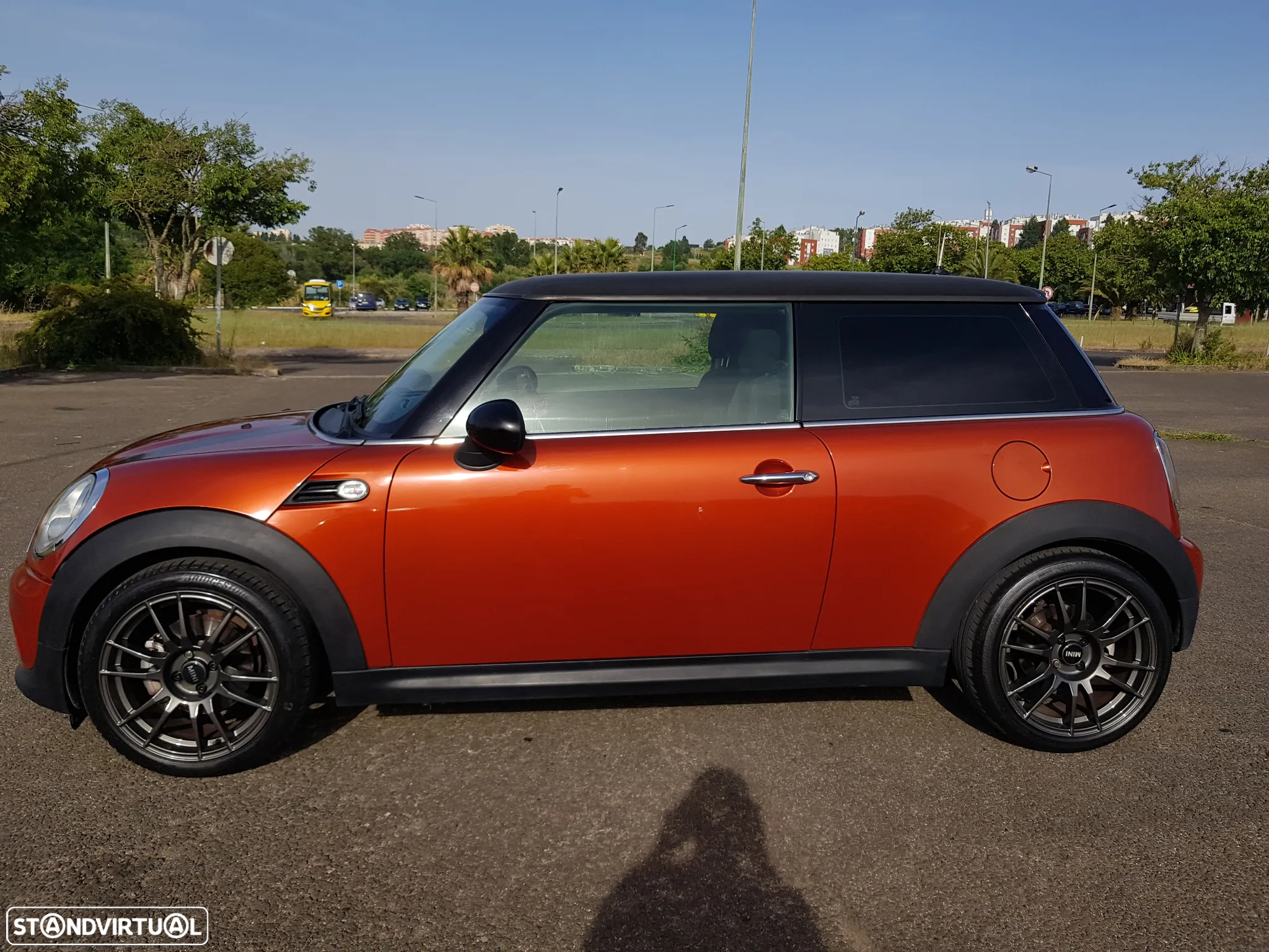 MINI 3 Portas One D - 6