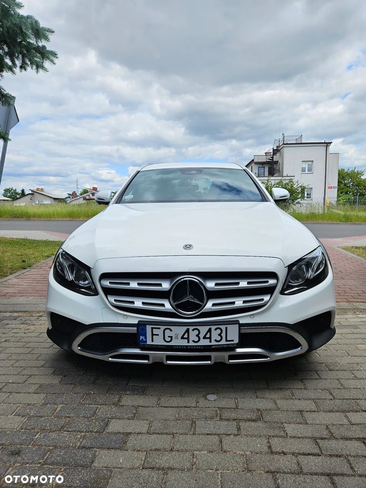 Mercedes-Benz Klasa E 220 d 4-Matic Avantgarde - 1