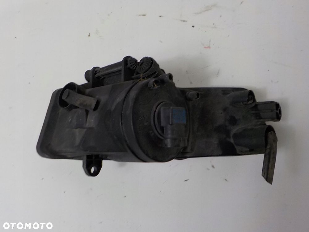 AUDI A6 C6 LIFT HALOGEN PRAWY PRZÓD PRZEDNI A047358 - 3