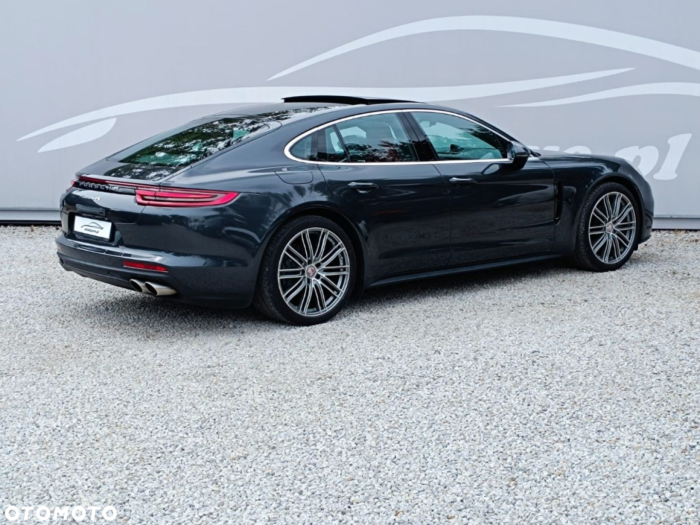 Porsche Panamera 4S - 19
