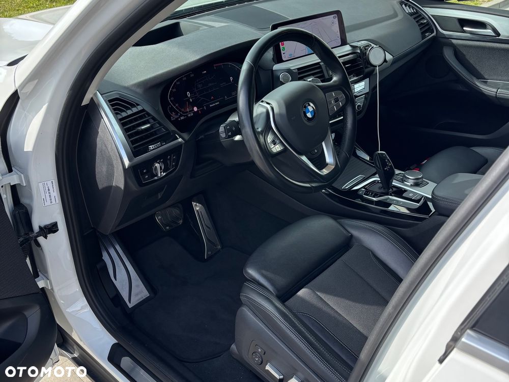 BMW X3 xDrive20d xLine - 17