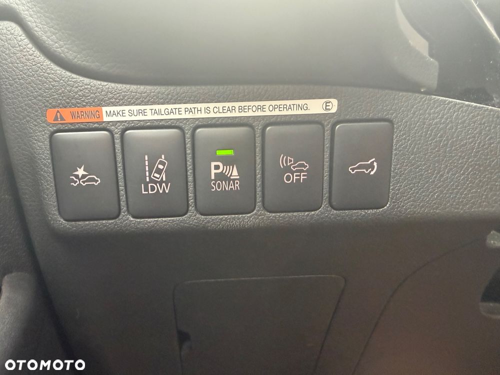 Mitsubishi Outlander Intense + - 13