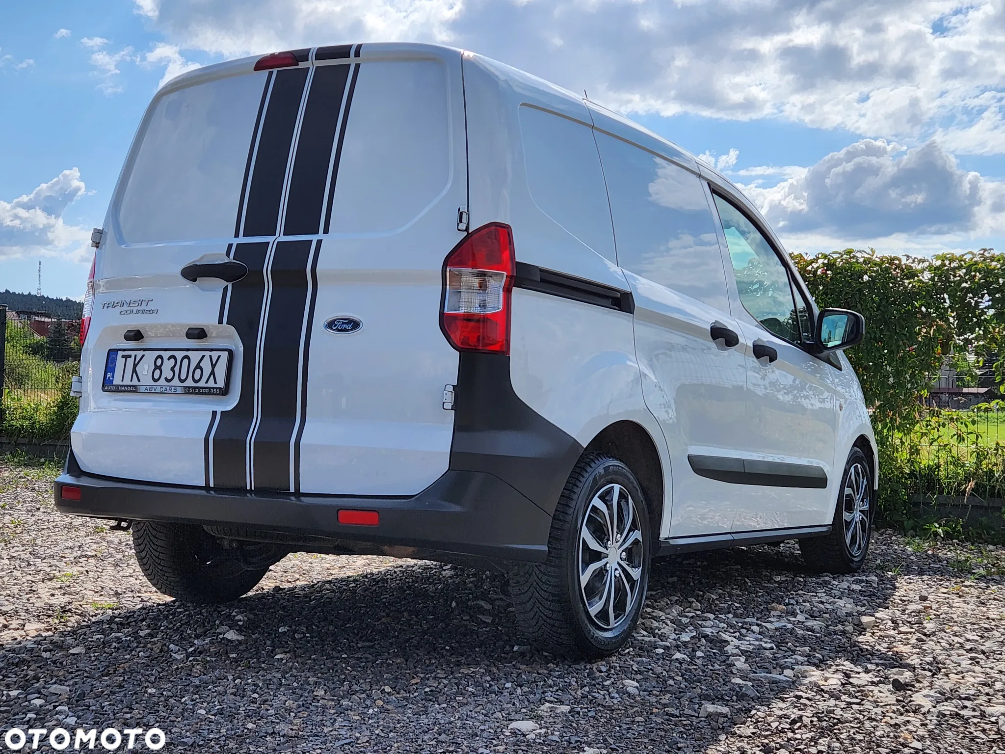 Ford Transit courier - 18