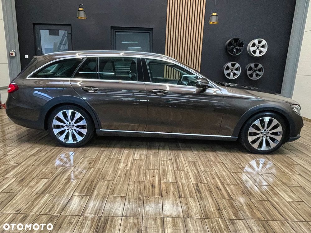 Mercedes-Benz Klasa E 220 d 4-Matic 9G-TRONIC - 7