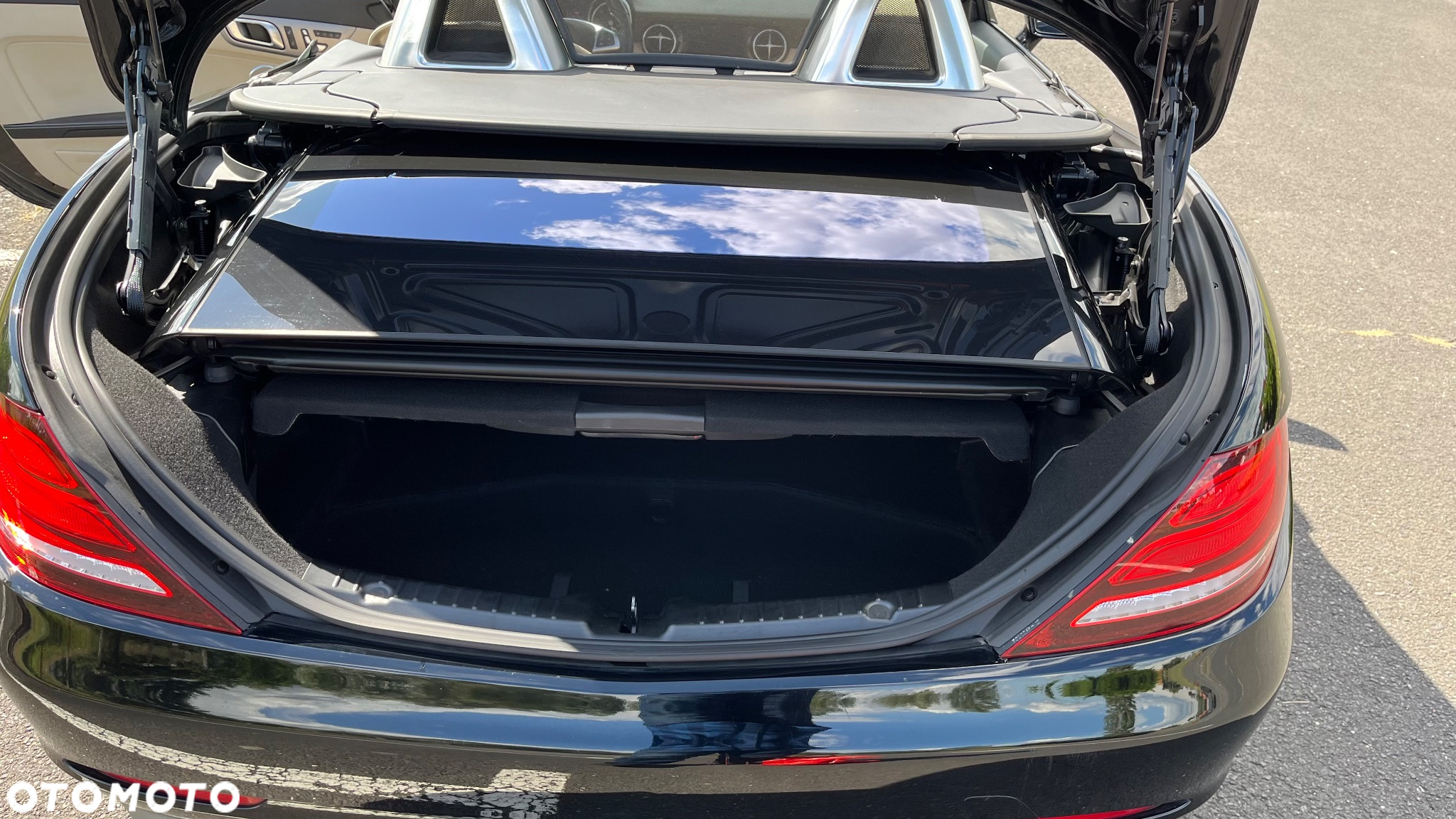 Mercedes-Benz SLC 300 9G-TRONIC Final Edition - 28