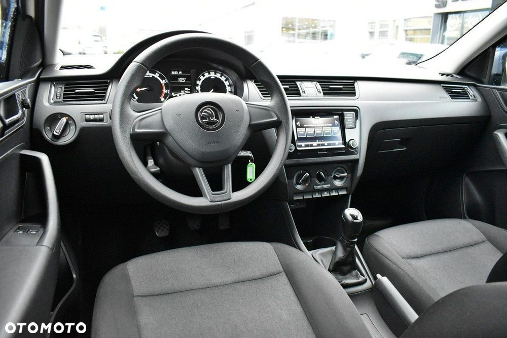 Skoda RAPID 1.0 TSI Active - 13