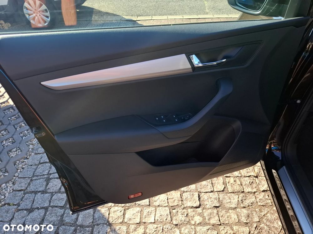 Skoda Karoq 1.5 TSI ACT GPF 4x2 Ambition DSG - 29
