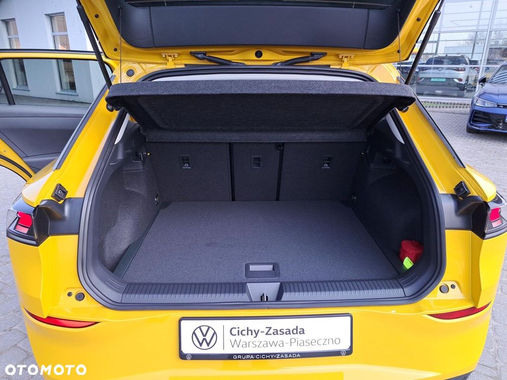 Volkswagen T-Roc 1.5 eTSI Life DSG - 11