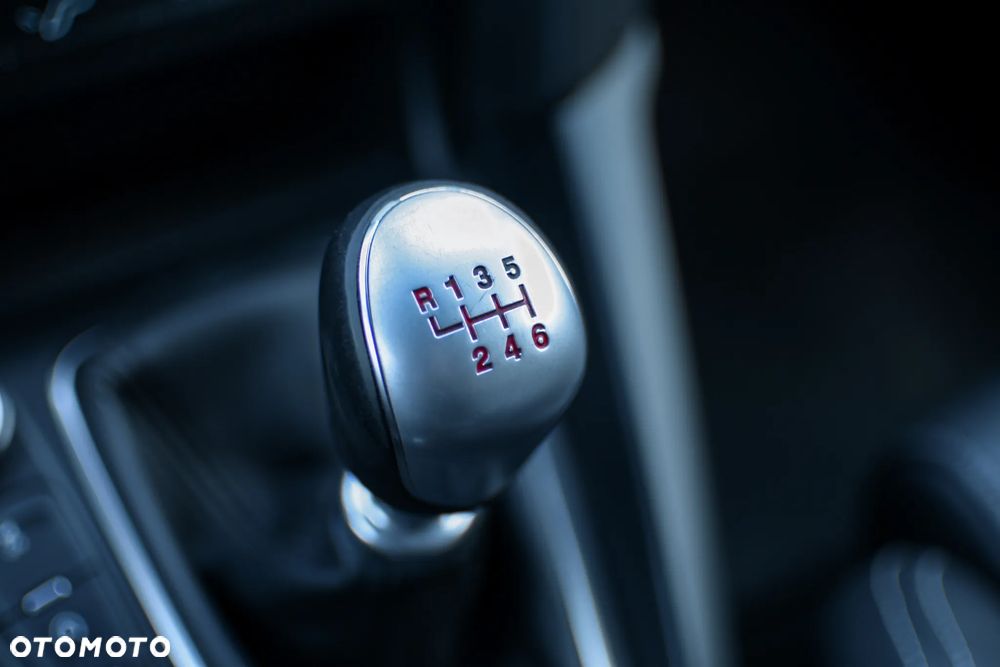 Ford Focus 2.0 TDCi ST-2 - 25