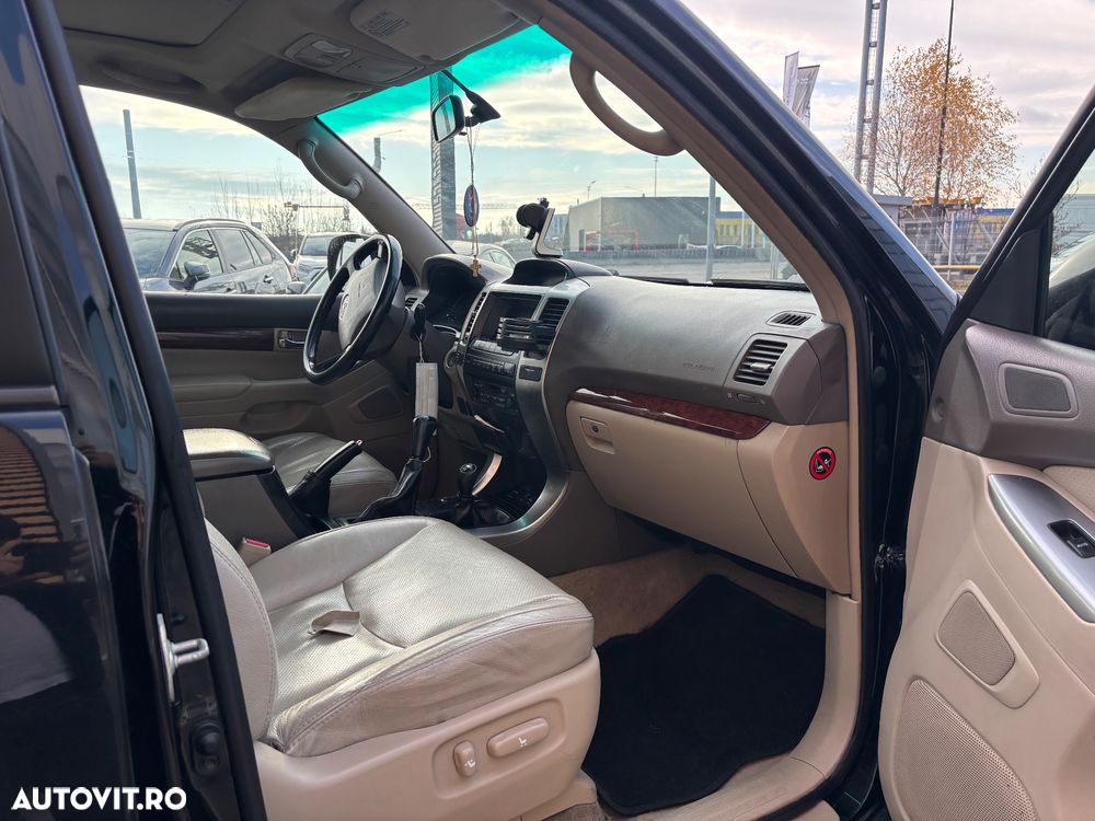 Toyota Land Cruiser 3.0 TD-4D Aut Executive - 8