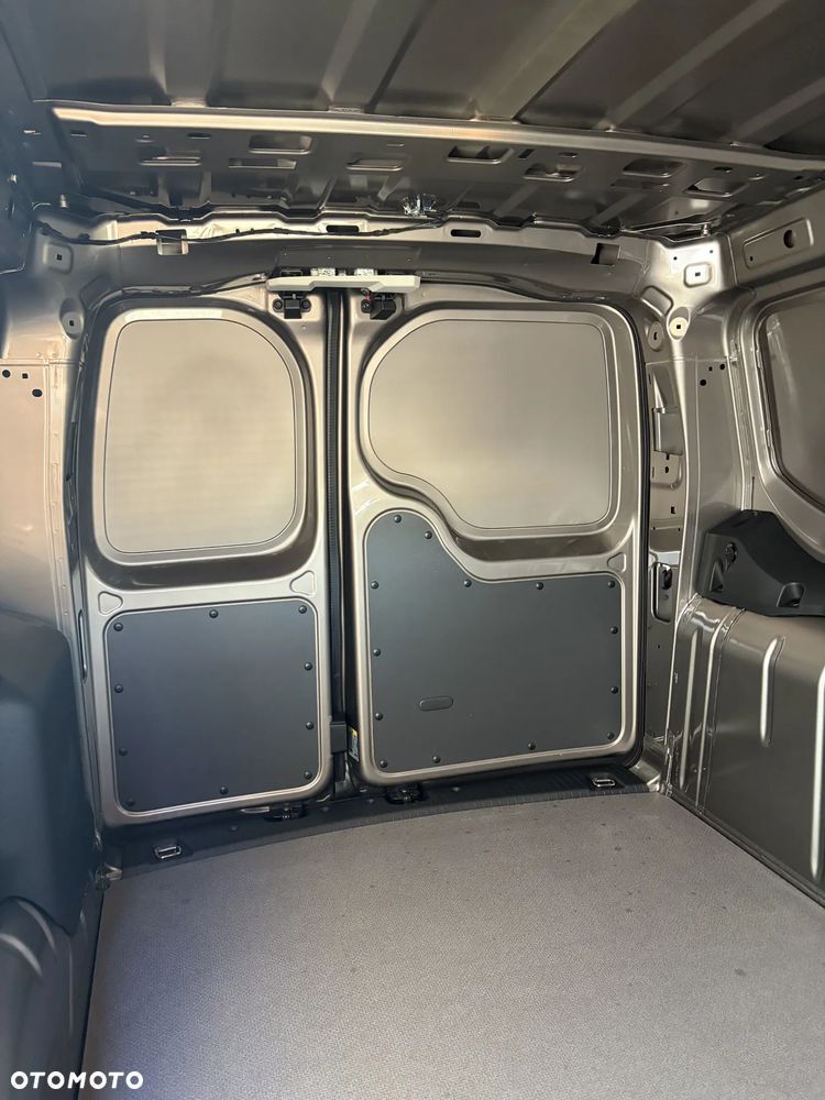 Ford Transit Connect - 7