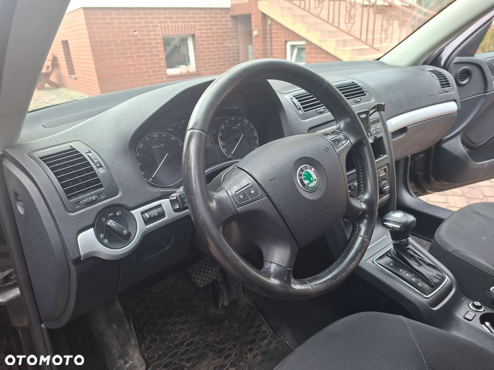 Skoda Octavia 1.9 TDI DPF DSG Elegance - 15
