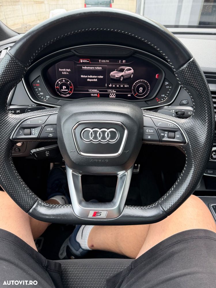 Audi Q5 2.0 40 TDI quattro S tronic Design - 5