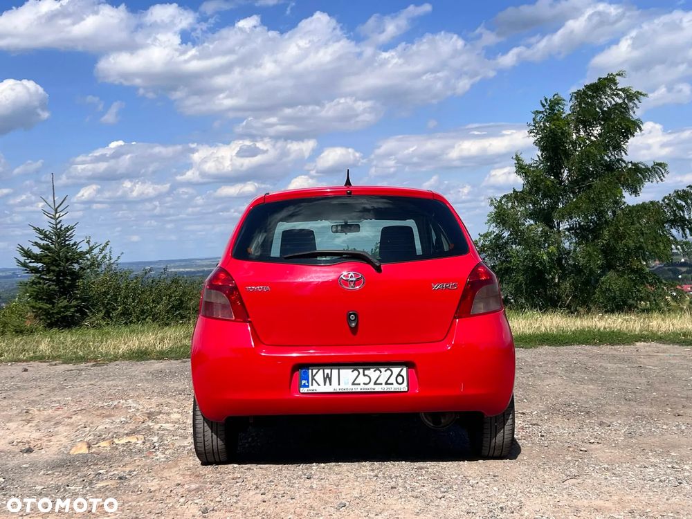 Toyota Yaris 1.3 Terra Polaris - 4