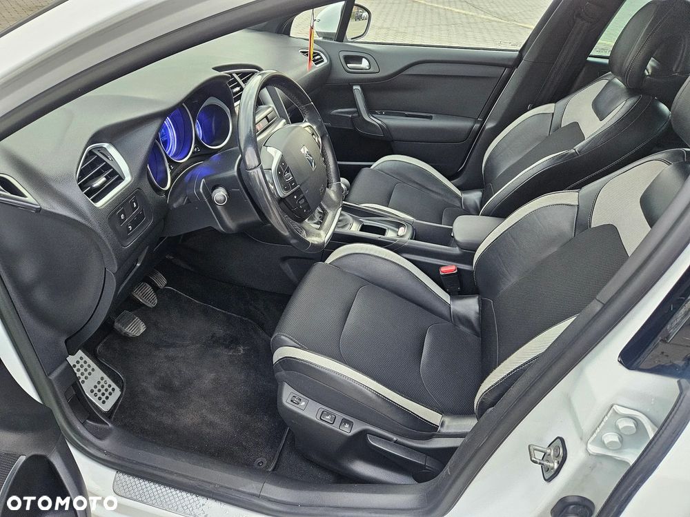 Citroën C4 VTi 120 Exclusive - 9