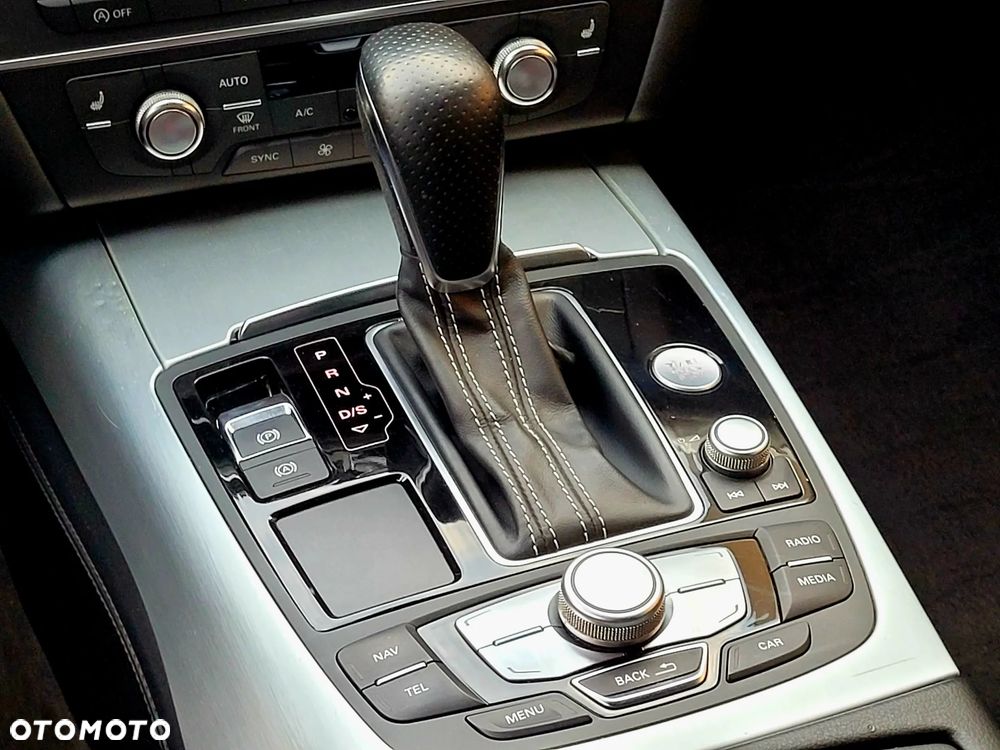 Audi A6 Avant 3.0 TDI quattro S tronic - 21
