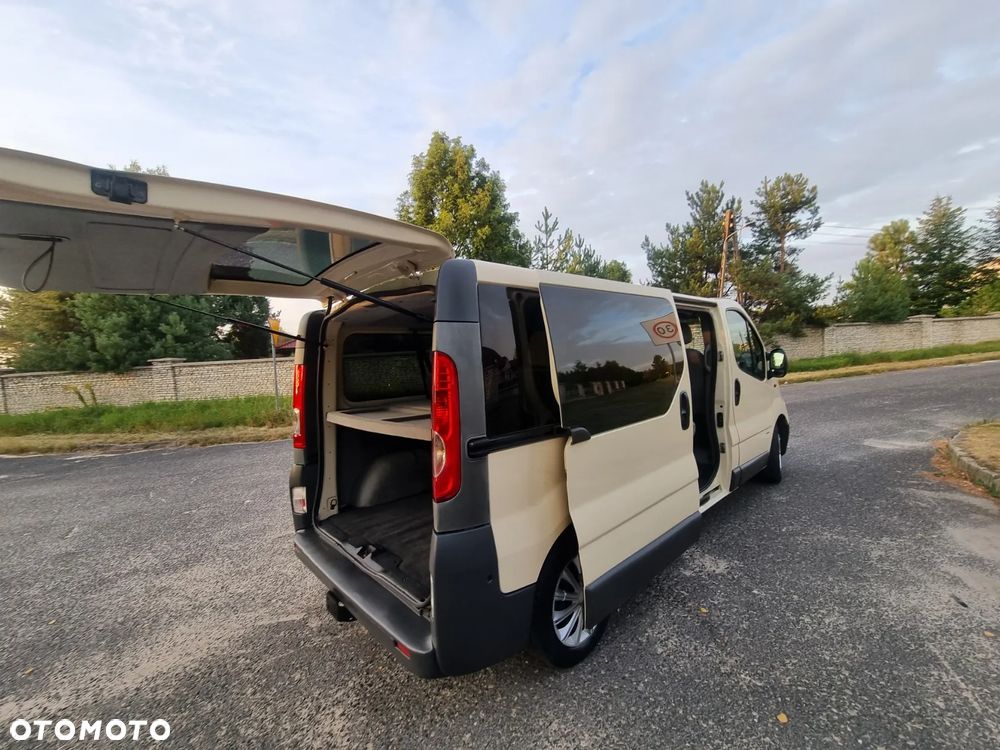 Opel Vivaro - 17