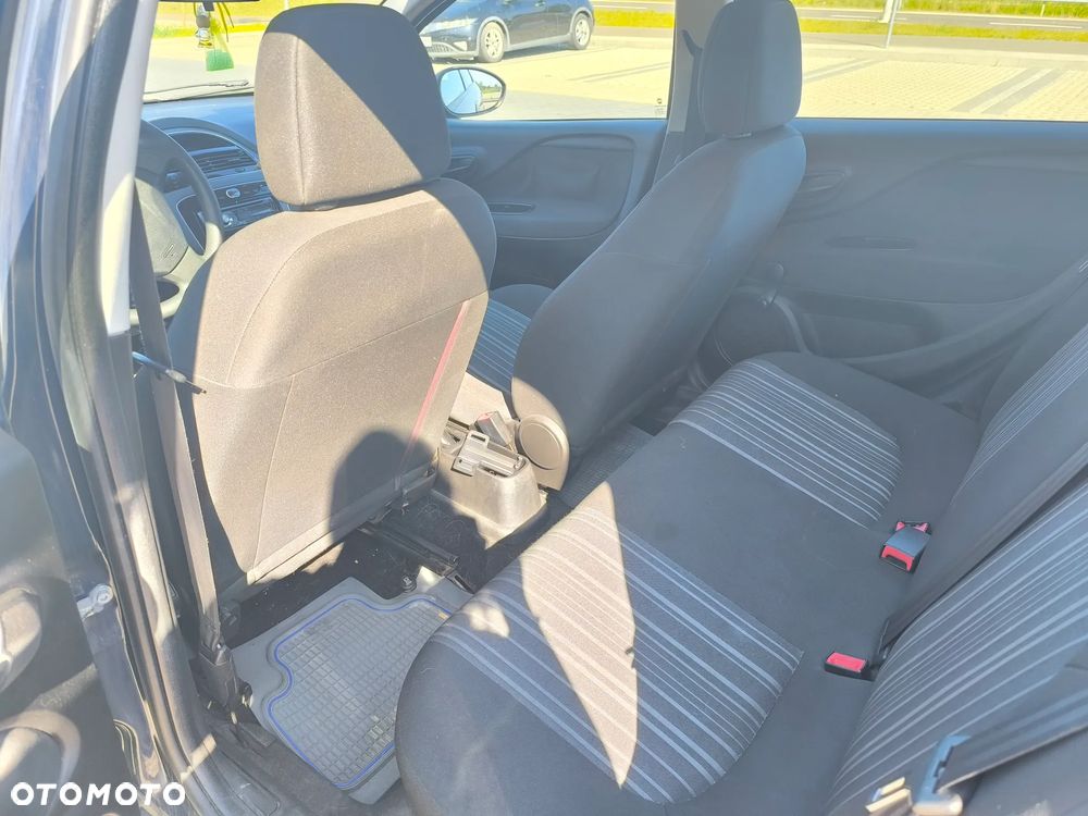 Fiat Punto - 4