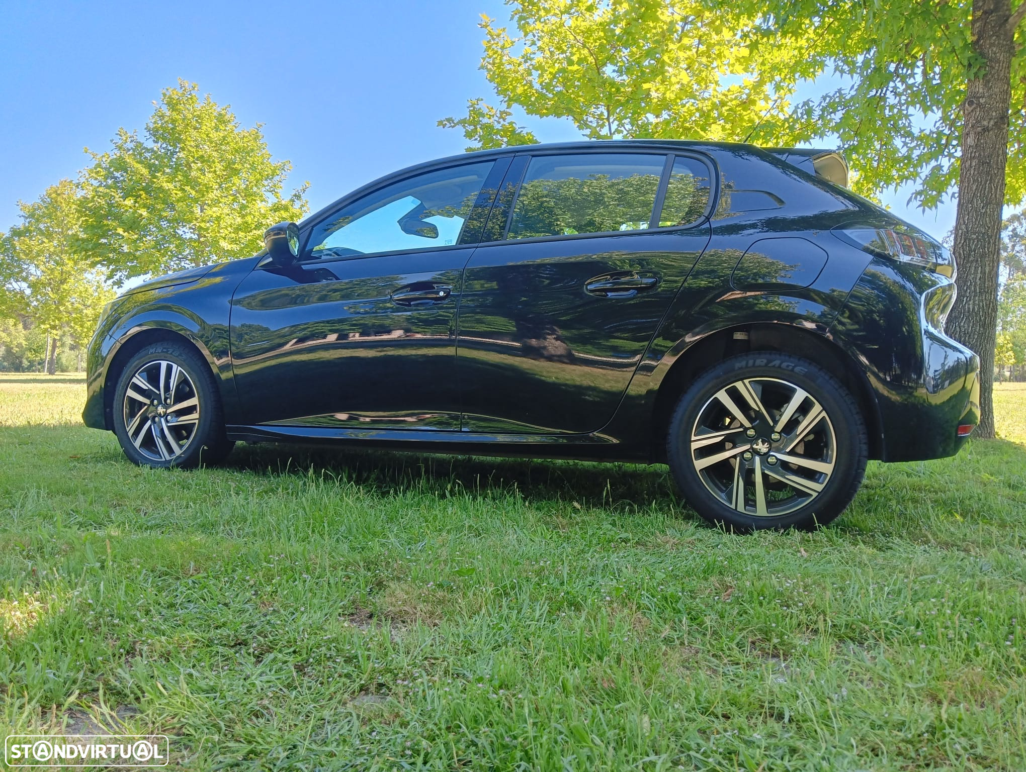 Peugeot 208 1.5 BlueHDi Allure Pack - 10