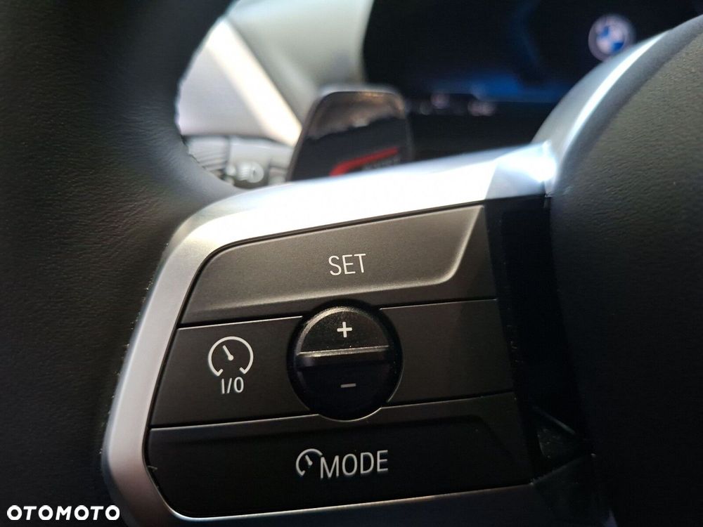 BMW Seria 1 120 mHEV - 25