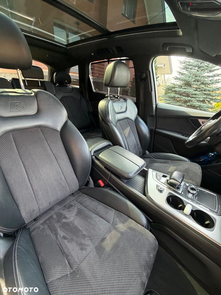 Audi Q7 - 9