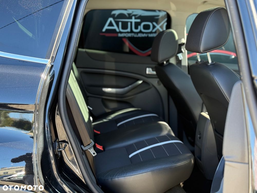 Ford Kuga 2.0 TDCi 4x4 SYNC - 29