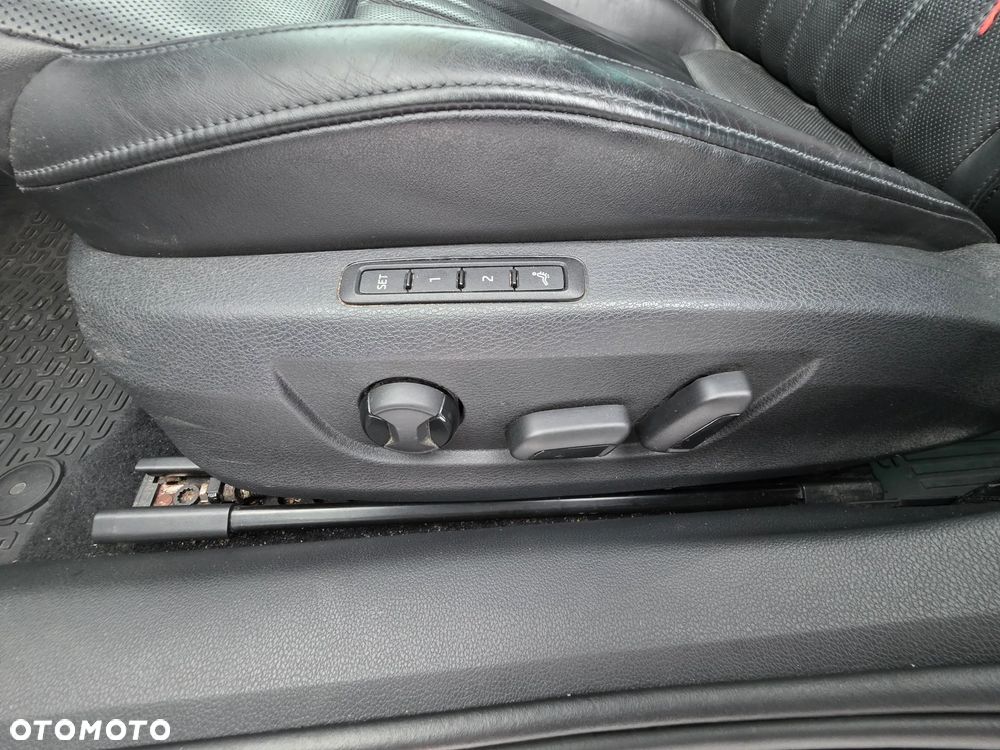 Skoda Superb 2.0 TDI L&K - 24