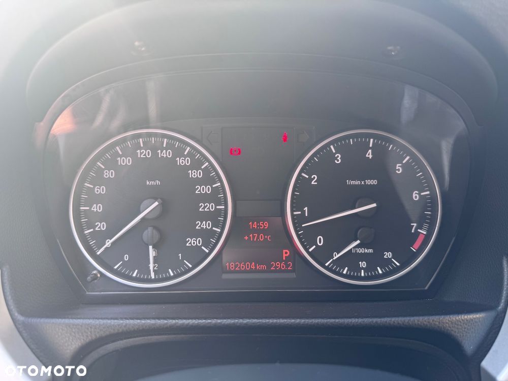 BMW Seria 3 330i xDrive - 8