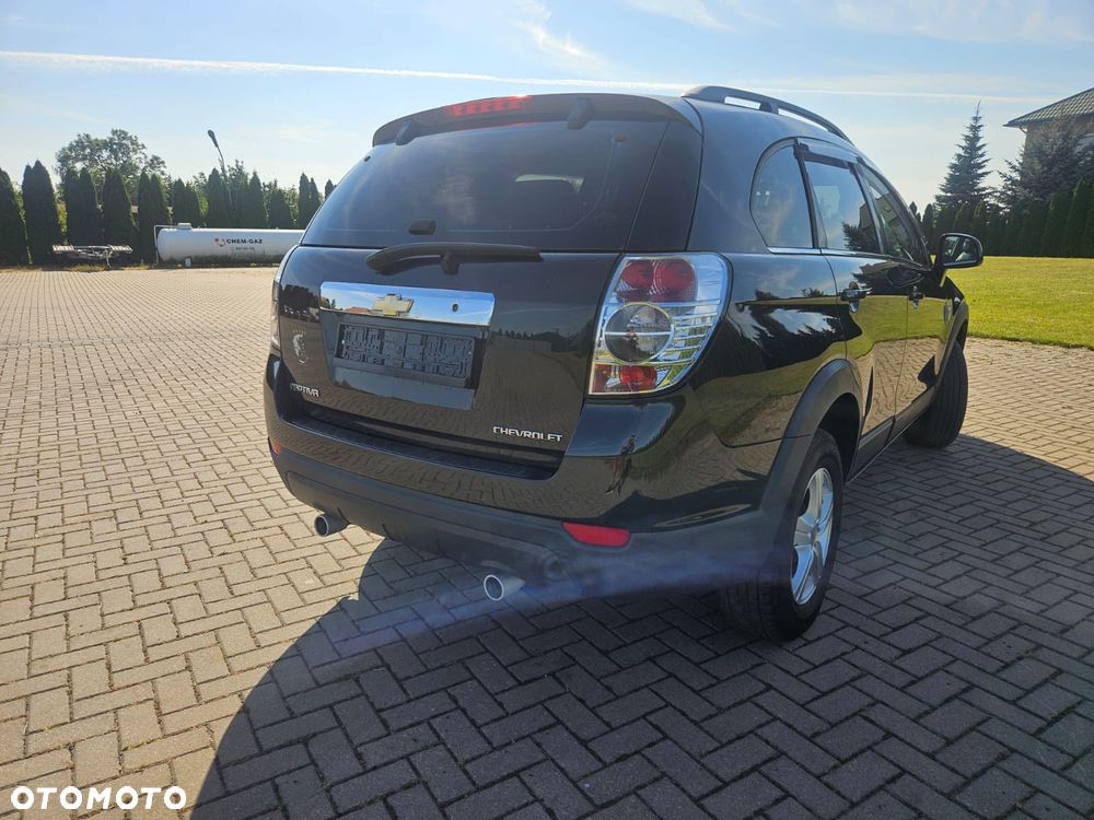 Chevrolet Captiva 2.4 2WD 7 Sitzer LS - 9